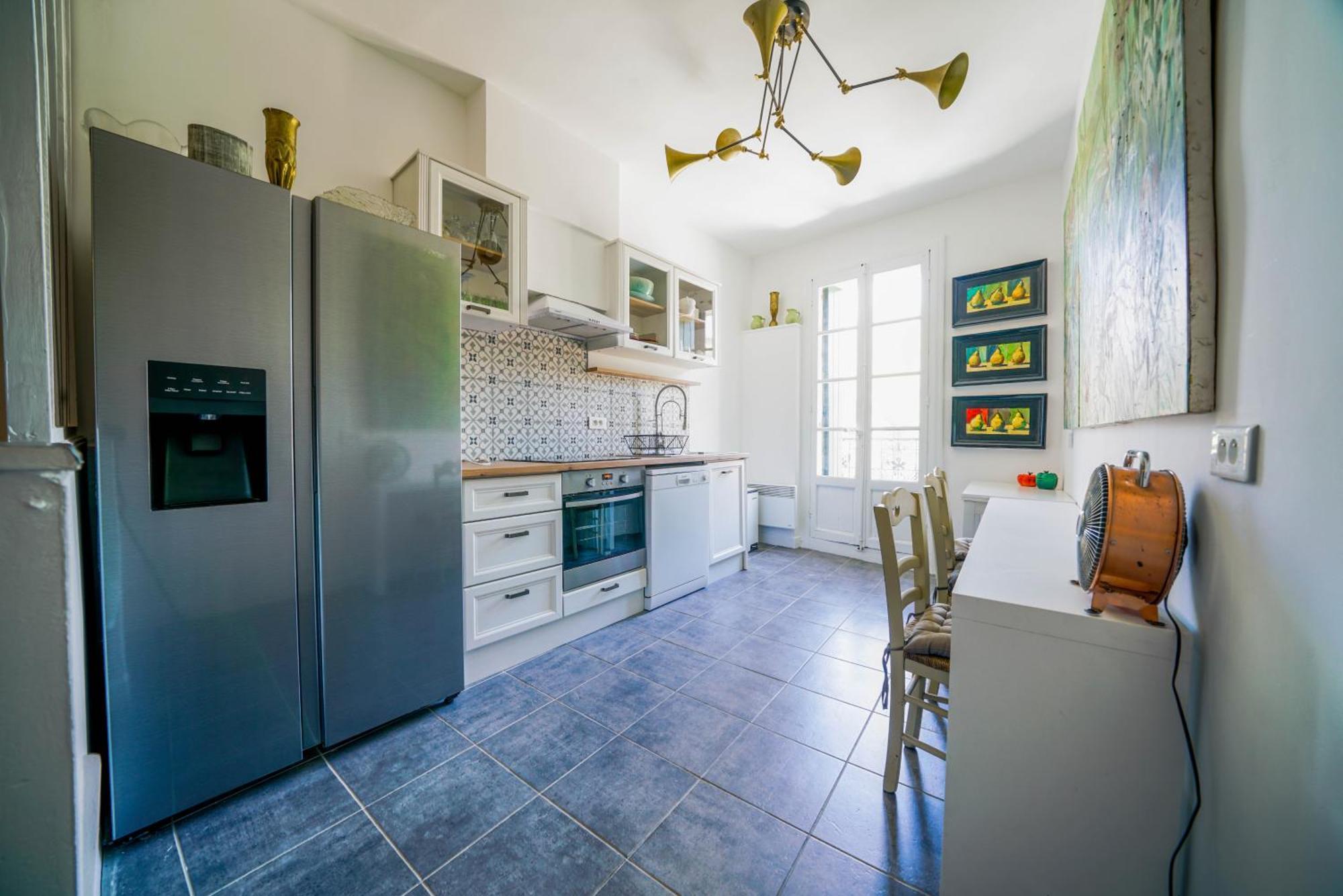 Gite En Face Du Chateau De Nizas, 4 Chambres D'Hotes Et 1 Appartement Familial Avec 2 Chambres מראה חיצוני תמונה